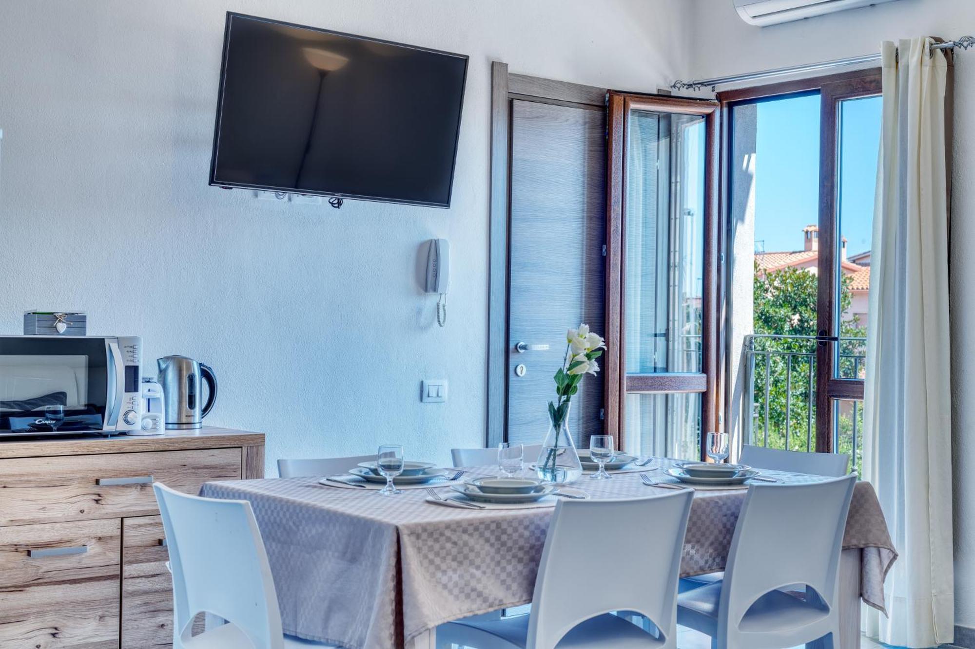 Izzhome Cozy Sunflowers Pula Buitenkant foto